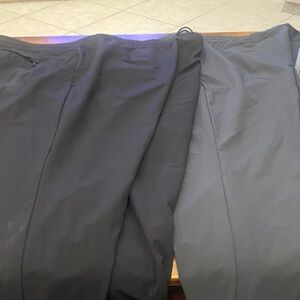 2 (Two) Old Navy Men's Black and Charcoal Gray Sweatpants Joggers